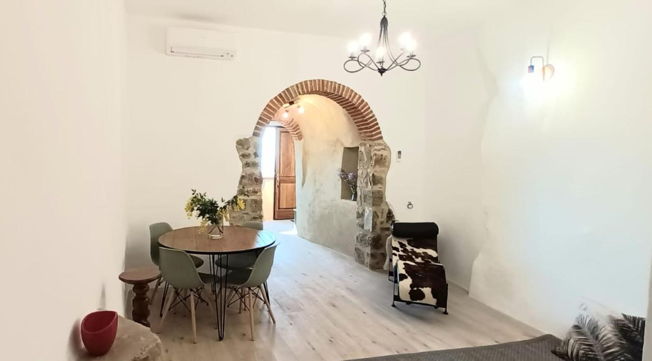 Casa Angolo Cantina Nel Castello Montegiovi Екстер'єр фото